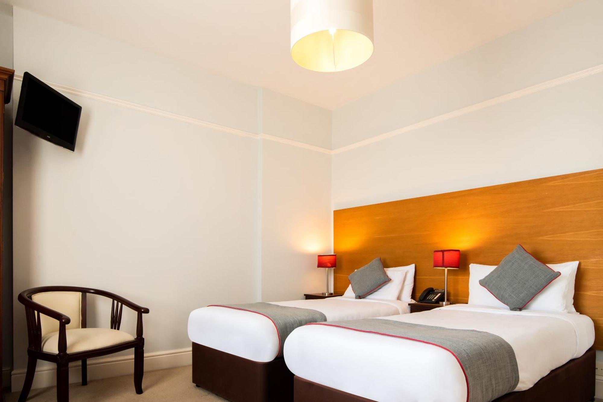 Oyo The Regency, Clifton Bristol Hotel Екстериор снимка