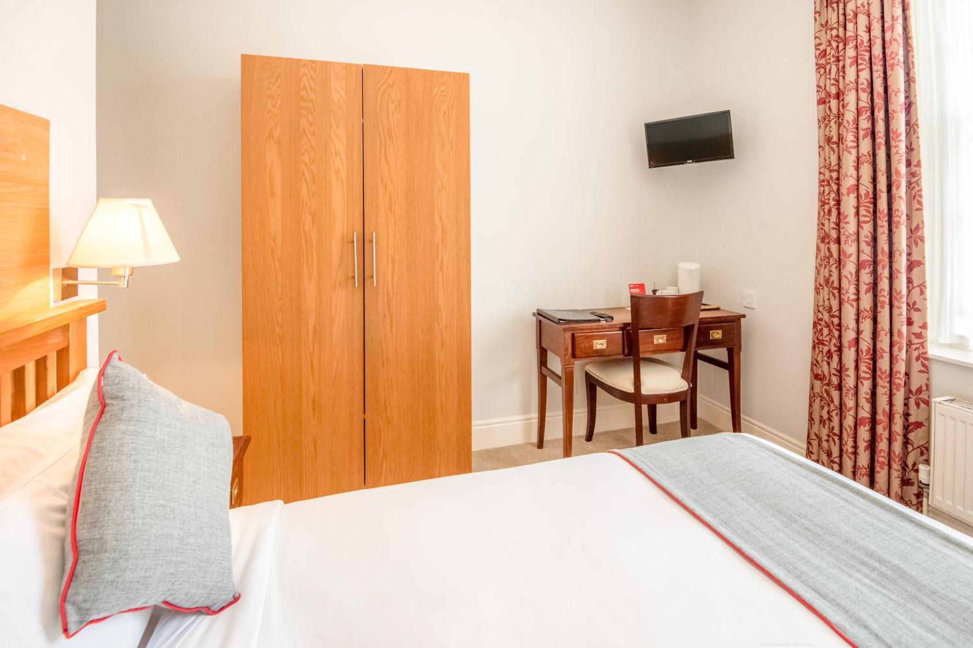 Oyo The Regency, Clifton Bristol Hotel Екстериор снимка