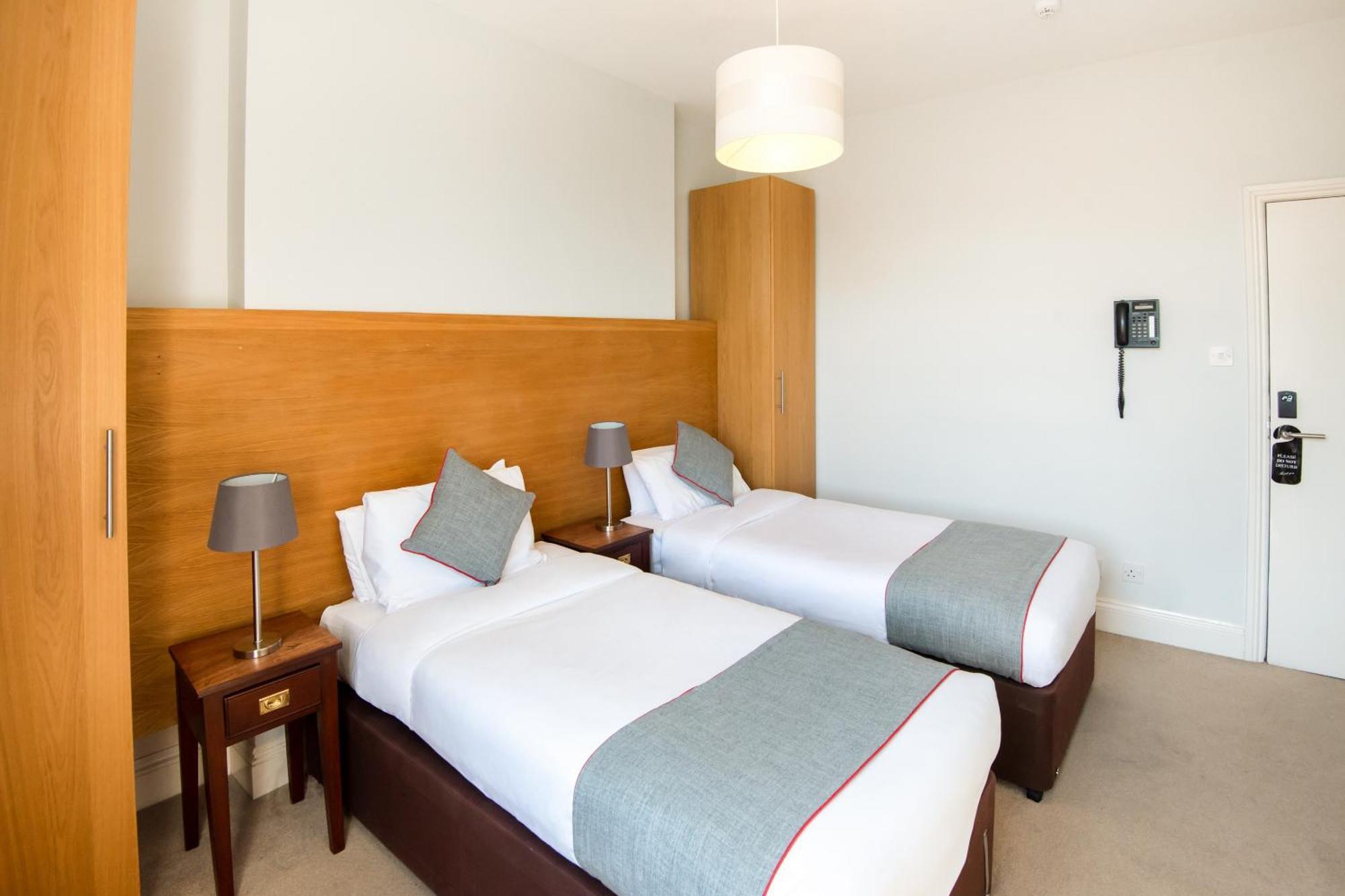 Oyo The Regency, Clifton Bristol Hotel Екстериор снимка