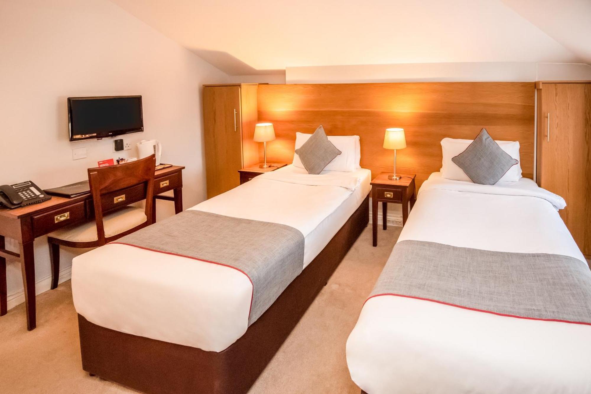 Oyo The Regency, Clifton Bristol Hotel Екстериор снимка