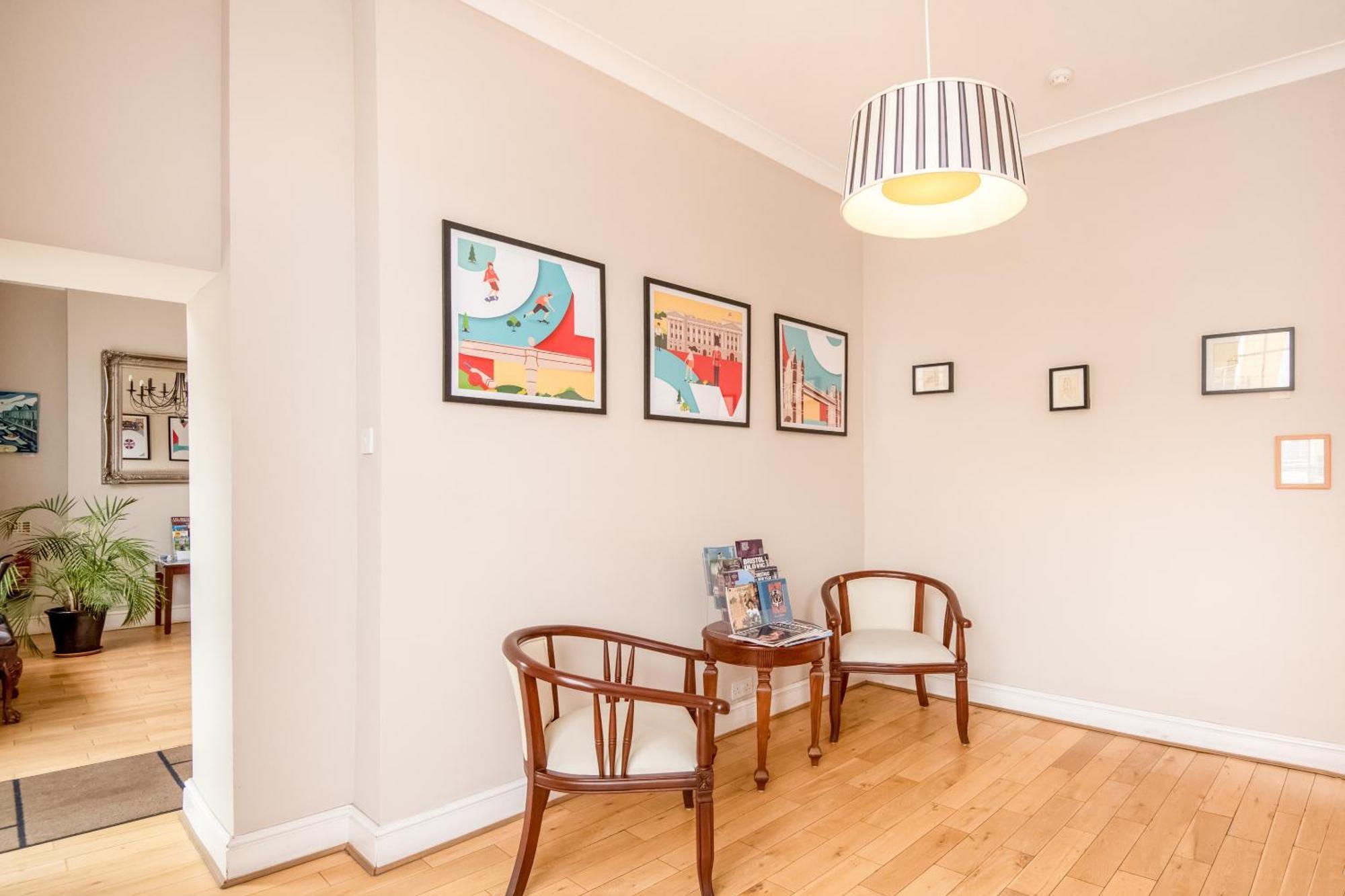 Oyo The Regency, Clifton Bristol Hotel Екстериор снимка