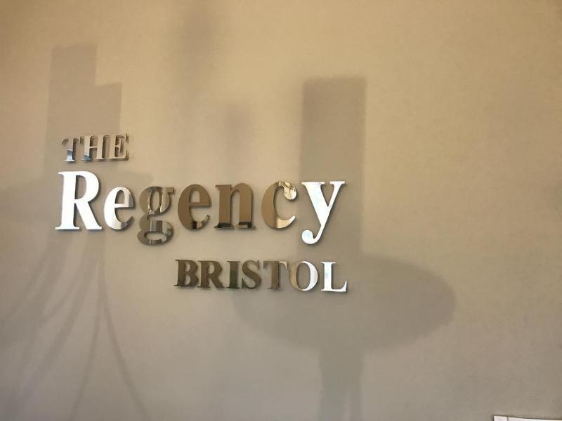 Oyo The Regency, Clifton Bristol Hotel Екстериор снимка